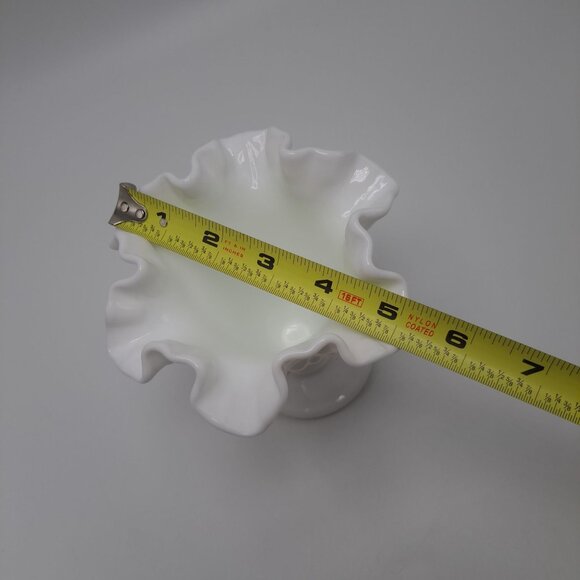 Vintage Fenton White Milk Glass Hobnail Crimped Fluted Vase USA - Picture 9 of 9
